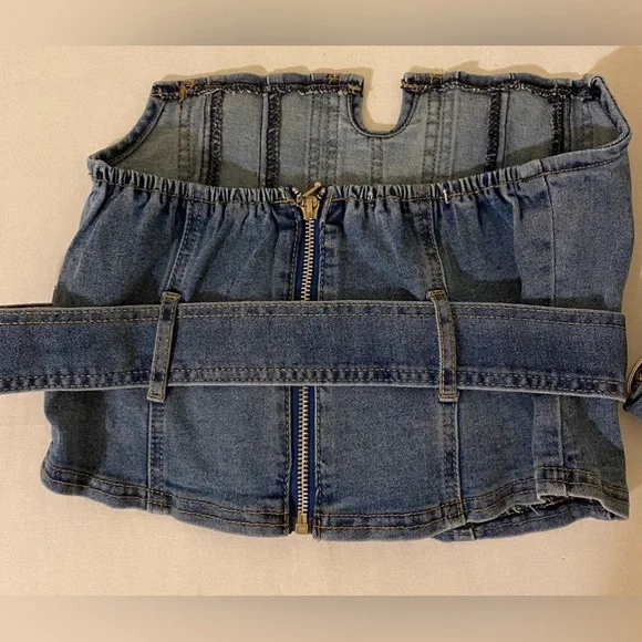 Fashion Nova-Buckle Bunny Denim Corset Top - Medium - Picture 4 of 9